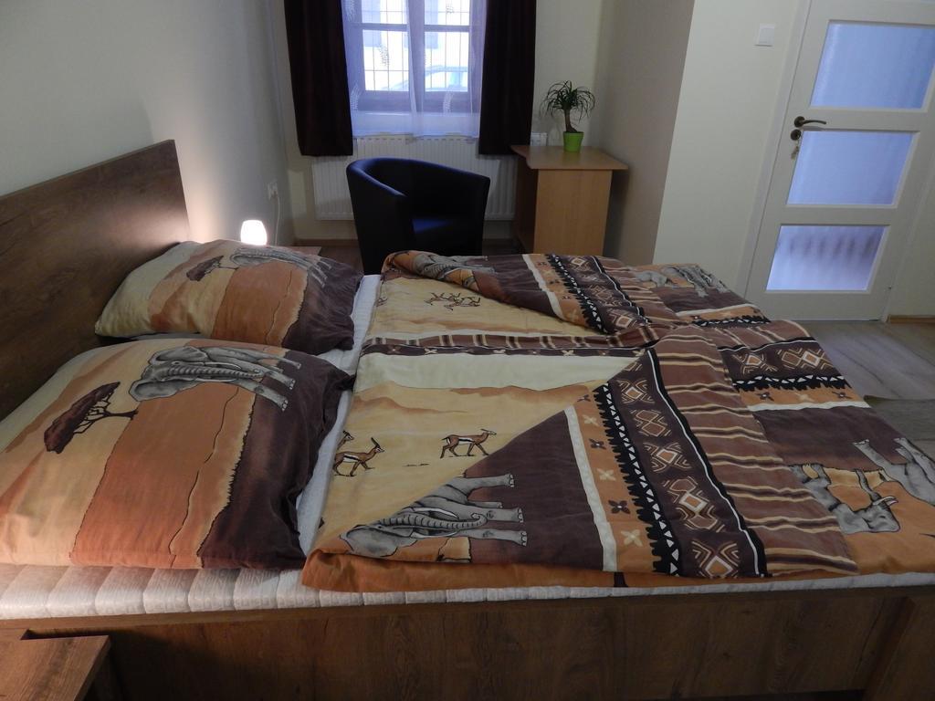 Appartement Csillagvirag Apartman à Mosonmagyaróvár Extérieur photo
